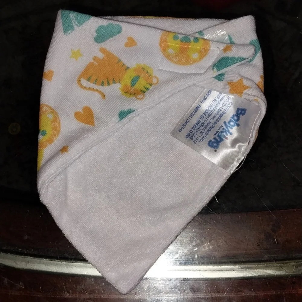 Baby king baby bib White and Yellow